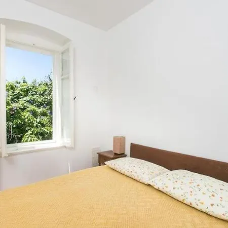 Tranquilo- Two Bedroom With Garden View Appartamento *