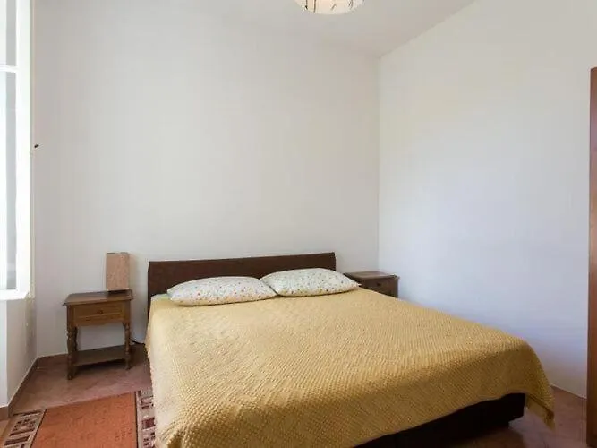 Tranquilo- Two Bedroom With Garden View Apartmán *